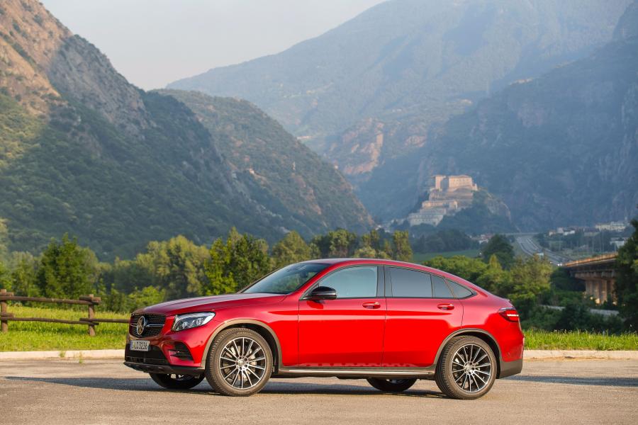  Mercedes-Benz GLC350 d 4Matic AMG Line Coupe 2016 года  (фото 10 из 26)